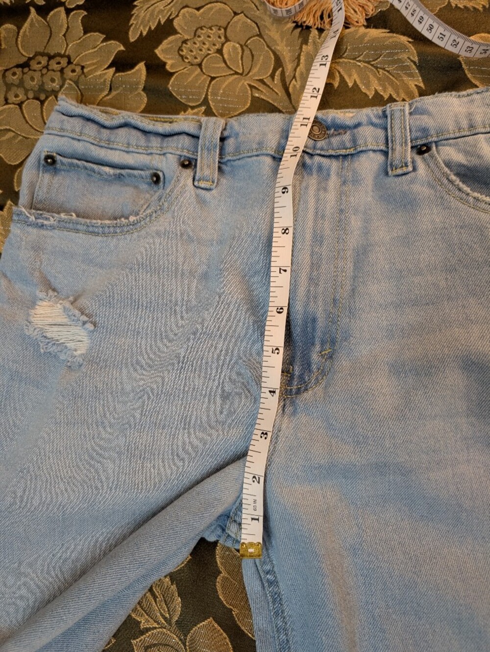 Abercrombie & Fitch Women's Light Blue Distressed Jeans Size 30/10 R - Picture 12 of 14